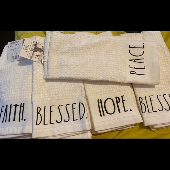 Rae Dunn kitchen towels NWT set of 2
